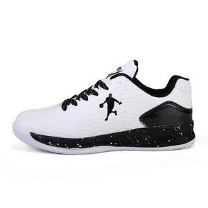 Man High-top Jordan B Shoes