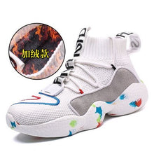 Load image into Gallery viewer, Black Jordan B Shoes